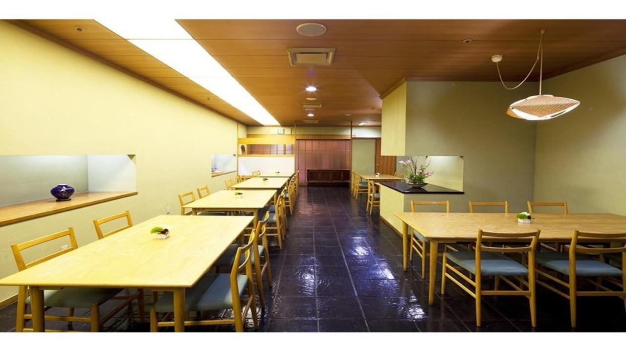 Hotel Grand Hill Ichigaya Токио Экстерьер фото